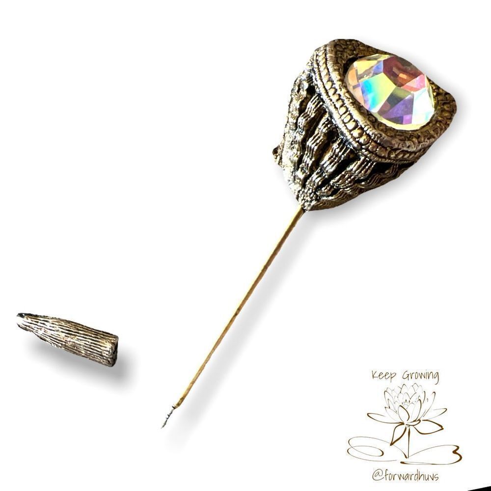 Aurora Borealis Vintage Billard Signed Stick Pin
